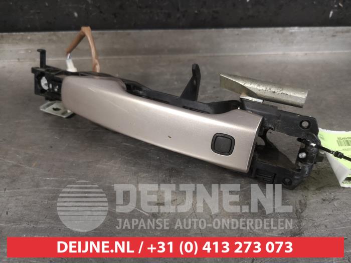 Toyota Landcruiser Türgriff 4-türig links vorne O484308