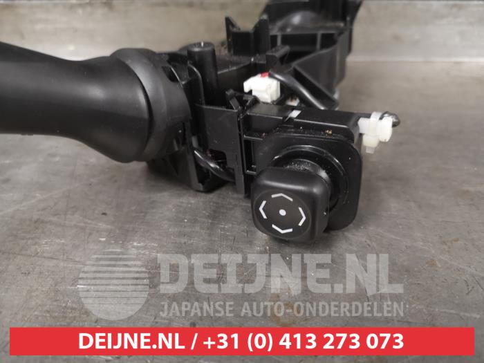 Licht Schakelaar van een Lexus RX (U3) 400h V6 24V VVT-i 4x4 2005