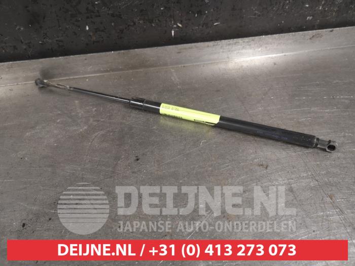 Nissan Pulsar Gasdemper rechts-achter O484411