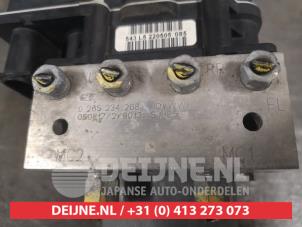 Honda FR-V ABS Pomp O484564 foto 2