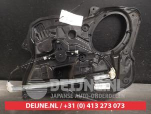 Mazda 3 Ruitmechaniek 4Deurs rechts-achter O484605 foto 2