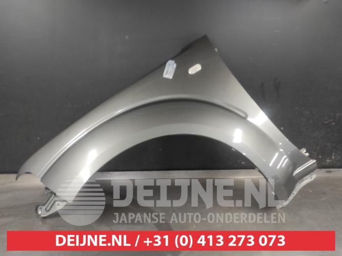Nissan Pathfinder Kotflügel links vorne O484630