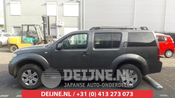 Nissan Pathfinder Extra Ruit 4Deurs links-achter O484642