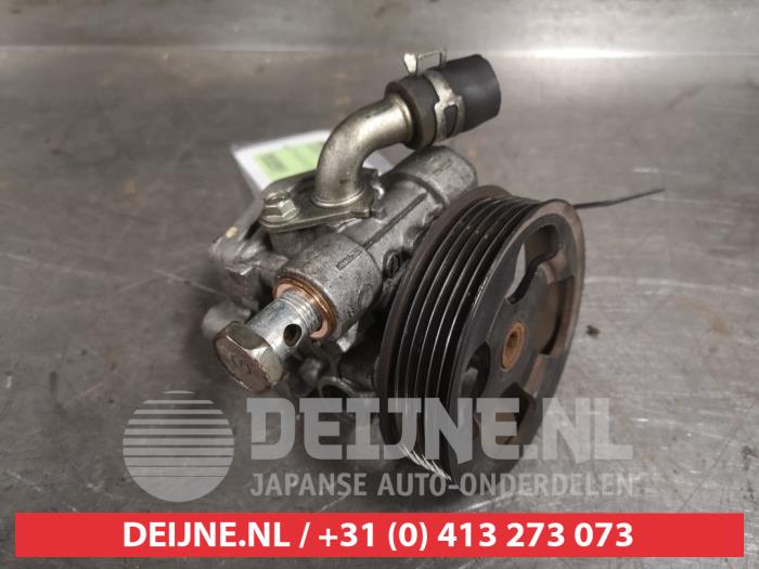 Gebruikte Servopomp Mitsubishi Outlander (CW) 2.0 DI-D 16V 4x4 Prijs € 50,00 Margeregeling aangeboden door V.Deijne Jap.Auto-onderdelen BV
