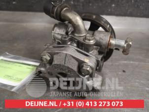 Servopomp van een Mitsubishi Outlander (CW) 2.0 DI-D 16V 4x4 2007