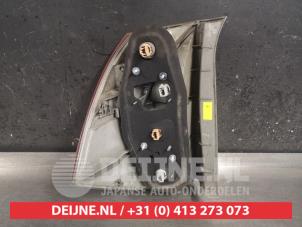 Honda FR-V Rücklicht links O484737 foto 3