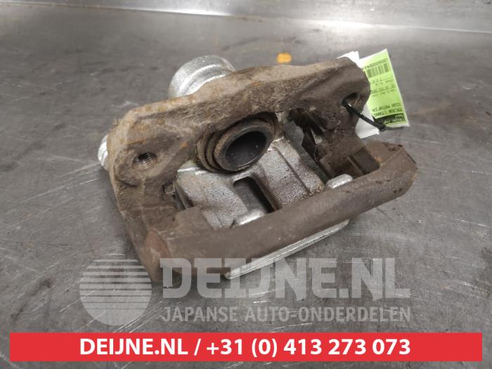 Nissan Pathfinder Remklauw (Tang) links-achter O484776