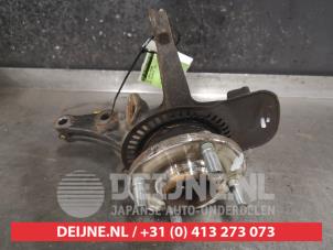 Suzuki Celerio Achsschenkel links vorne O484800 foto 2