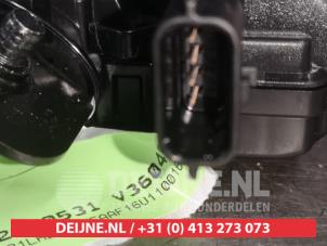 Nissan Juke Tailgate lock mechanism O484821 photo 3