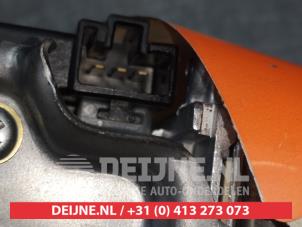Toyota Avensis Verso Ruitenwissermotor achter O301443 foto 4