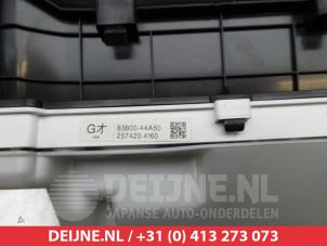 Toyota Avensis Verso Tacho - Kombiinstrument KM O305179 foto 4