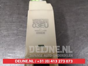 Mitsubishi Pajero Multi-functional window switch O485673 photo 3