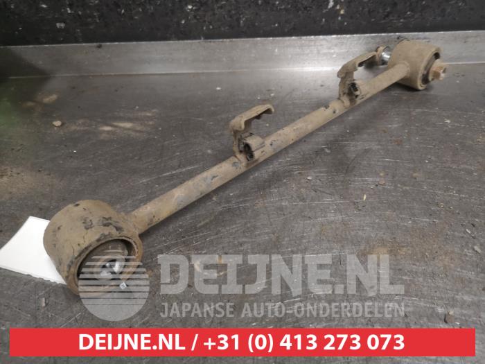 Daihatsu Terios Draagarm rechts-achter O485701