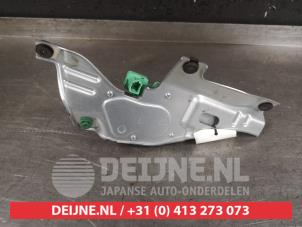 Subaru Forester Rear wiper motor O485803 photo 2