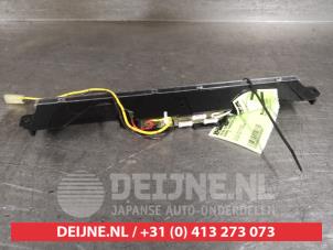 Subaru Forester Third brake light O485807 photo 3