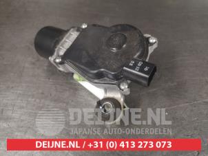 Nissan Leaf Front wiper motor O485815 photo 2