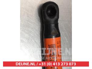 Kia Sportage Gasdemper rechts-achter O294994 foto 3