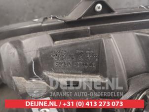 Honda CR-V Headlight, right O486235 photo 4