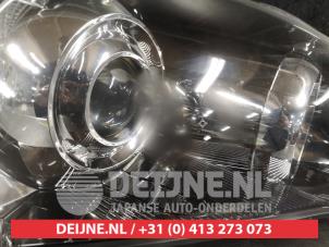 Honda CR-V Headlight, right O486259 photo 2