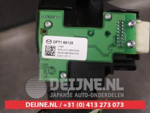 Mazda 2 Scheibenwischer Schalter O486452 foto 3