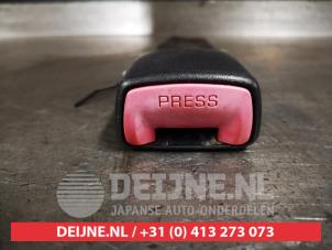 Suzuki Swift Rear seatbelt buckle, right O486792 photo 2