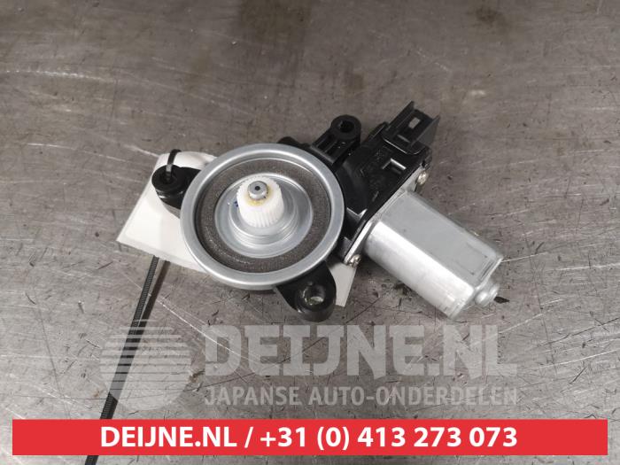 Mazda CX-3 Raammotor Portier O486852