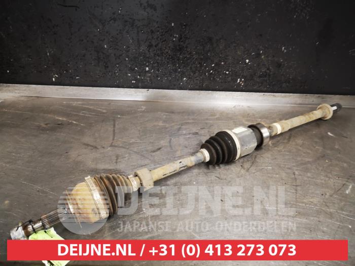 Mazda CX-3 Aandrijfas rechts-voor O486861