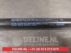 Mazda CX-5 Gasdämpfer rechts hinten O486949 foto 2