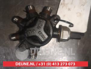 Nissan Note Kraftstoffverteiler O487036 foto 2
