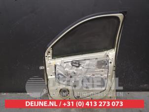 Toyota Yaris Verso Portier 4Deurs rechts-voor O487204 foto 3