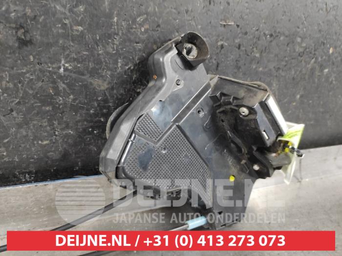 Lexus CT 200h Türschlossmechanik 4-türig links vorne O487359