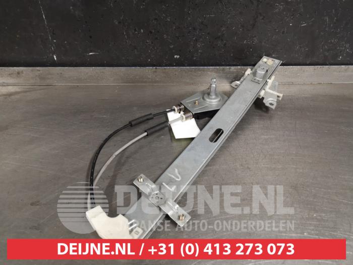 Mazda Demio Ruitmechaniek 4Deurs links-voor O275542