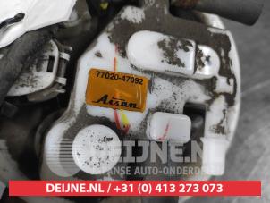 Lexus CT 200h Electric fuel pump O487499 photo 2