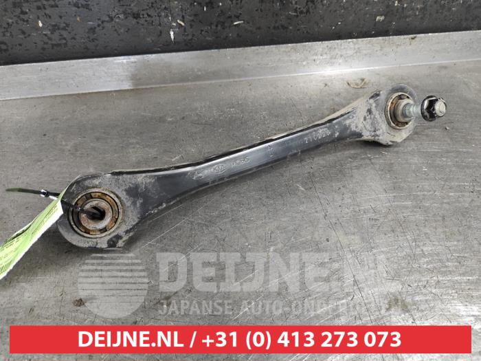 Kia Niro Draagarm rechts-achter O487521