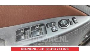 Gebruikte Schakelblok ruiten Hyundai iX55 3.0 CRDI V6 24V Prijs op aanvraag aangeboden door V.Deijne Jap.Auto-onderdelen BV