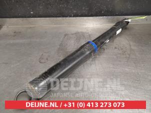 Toyota Hilux Schokdemper links-achter O487879 foto 2