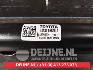 Toyota Hilux Schokdemper rechts-achter O487903 foto 2