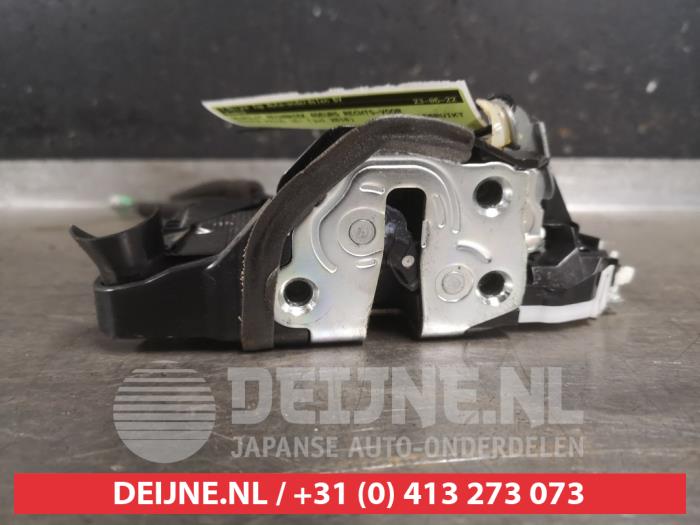 Toyota Prius Deurslot Mechaniek 4Deurs rechts-voor O487985
