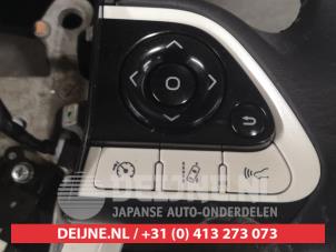Toyota Prius Lenkrad O488000 foto 3