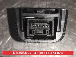 Lexus CT 200h Temperature gauge O488013 photo 2