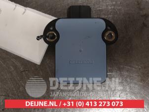 Lexus CT 200h Anti-roll control sensor O488018 photo 2