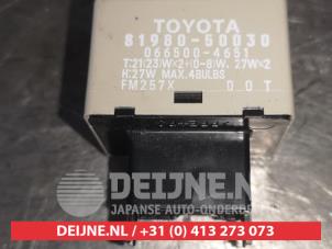 Lexus CT 200h Indicator relay O488053 photo 3