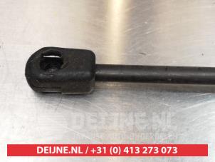 Mitsubishi Colt Gasdemper links-achter O294140 foto 2