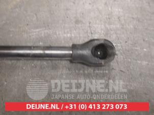 Toyota Corolla Gasdemper rechts-achter O488394 foto 3