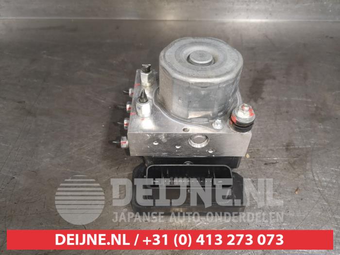 Gebruikte ABS Pomp Suzuki Vitara (LY/MY) 1.0 Booster Jet Turbo 12V Prijs € 150,00 Margeregeling aangeboden door V.Deijne Jap.Auto-onderdelen BV