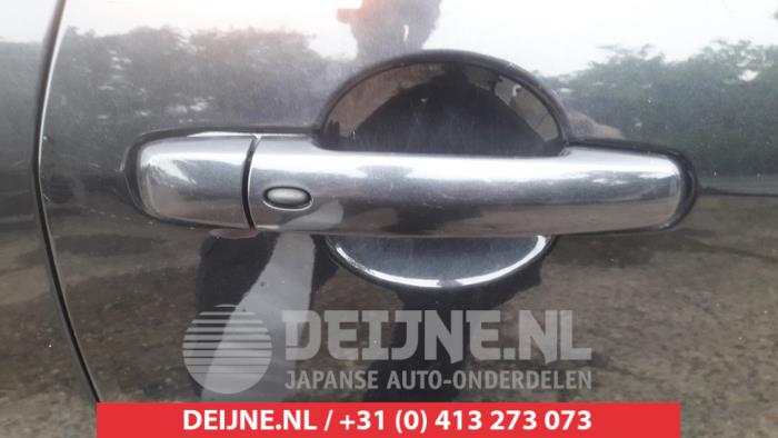 Suzuki Swift Door handle 2-door, right O488685