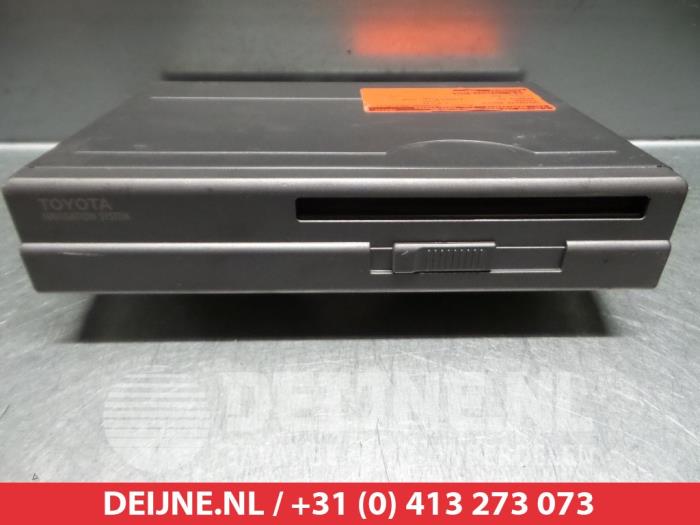 Toyota Avensis Navigatie Module O313842