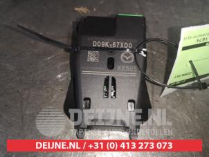 Mazda 2 Radarsensor O488765 foto 2