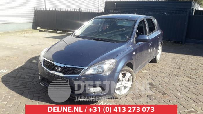 Kia Ceed Bumper Rooster O489117