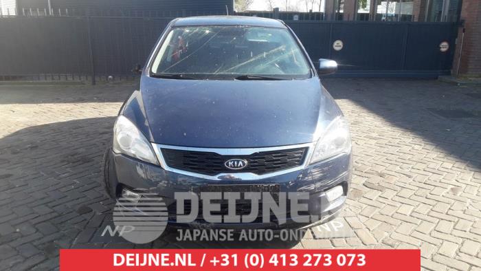 Kia Ceed Bumper Rooster O489119